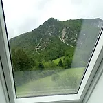 Apartma Rozle Διαμέρισμα Mojstrana