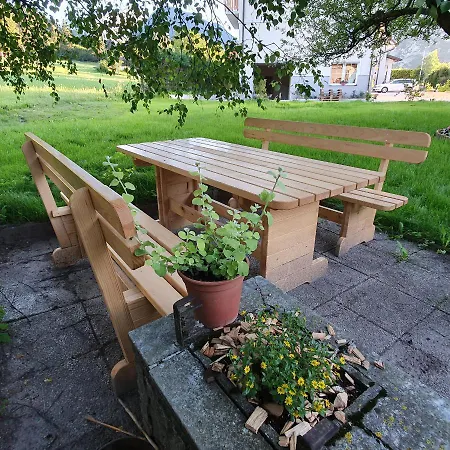 Lägenhet Apartma Rozle *