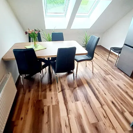 アパート Apartma Rozle