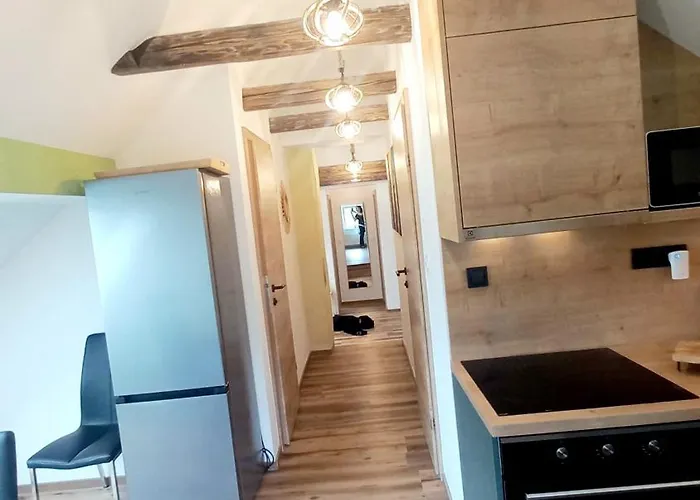 Apartma Rozle מויסטראנה